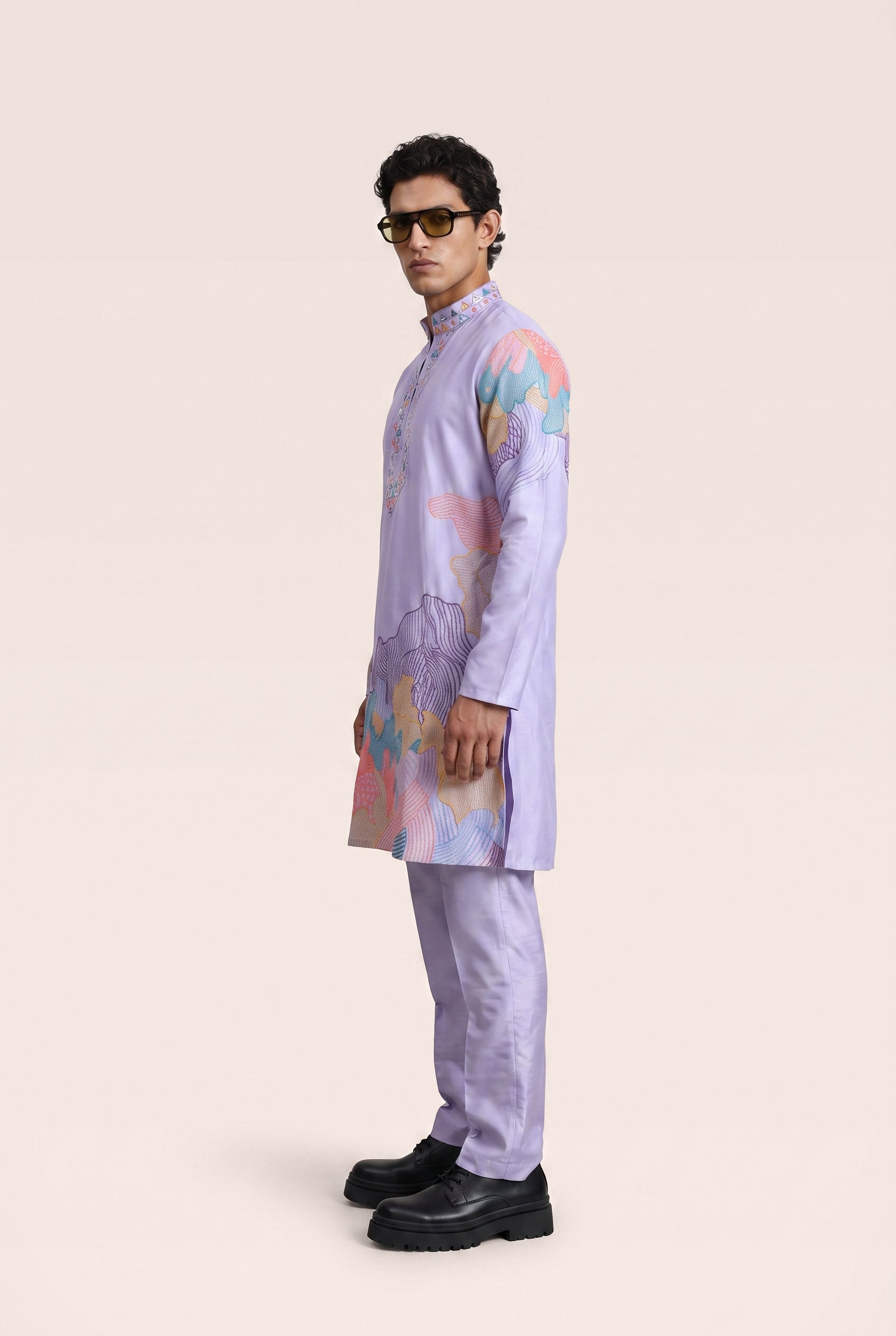 PSTL CLO Aura Lavender Abstract Embroidered Kurta Set - line-art embroidery detail