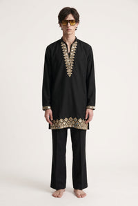 Men's Black Cotton Silk Kurta with Mirror and Zari Yoke Work