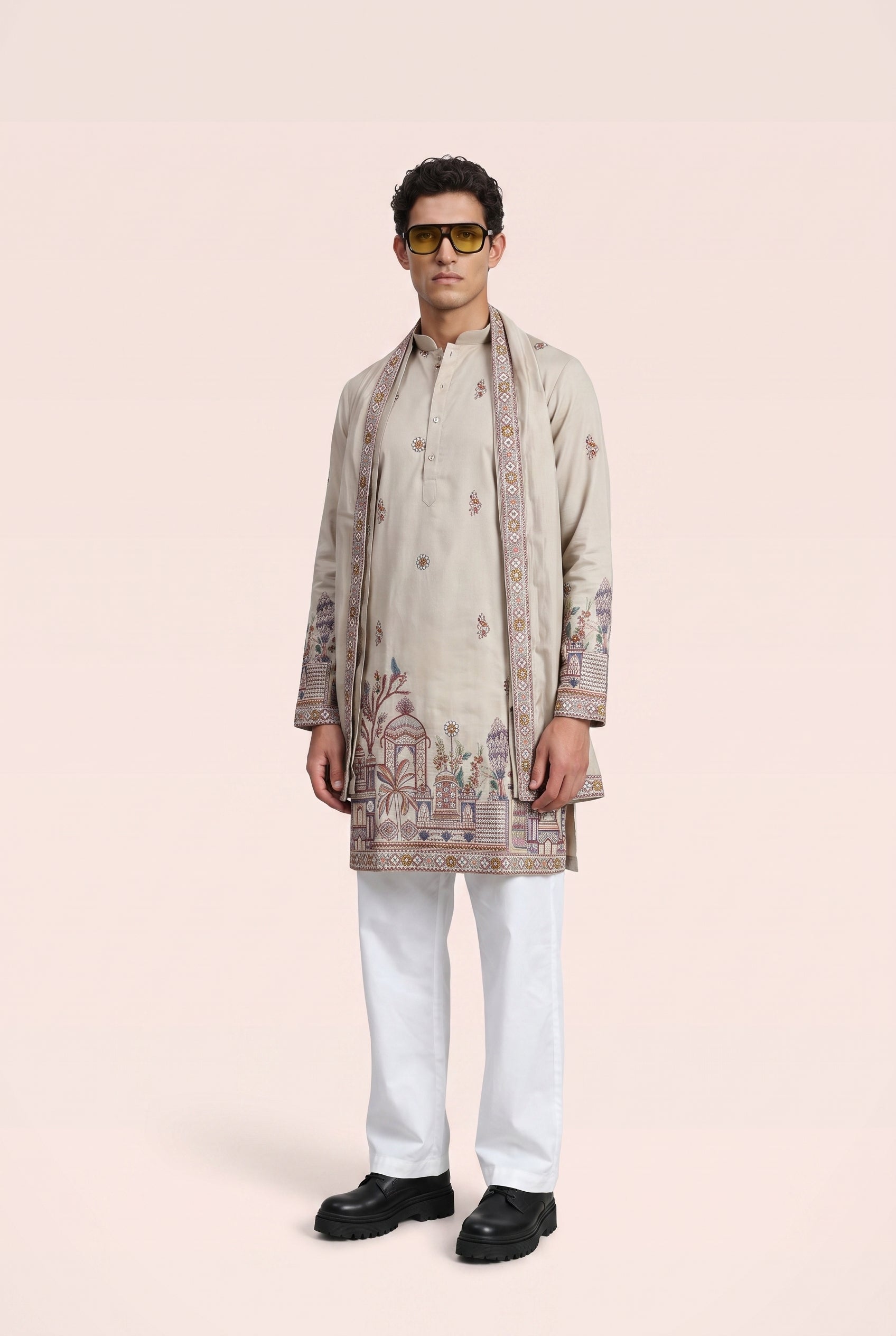 PSTL CLO Mehfil Ivory Kurta With Stole - side view on model