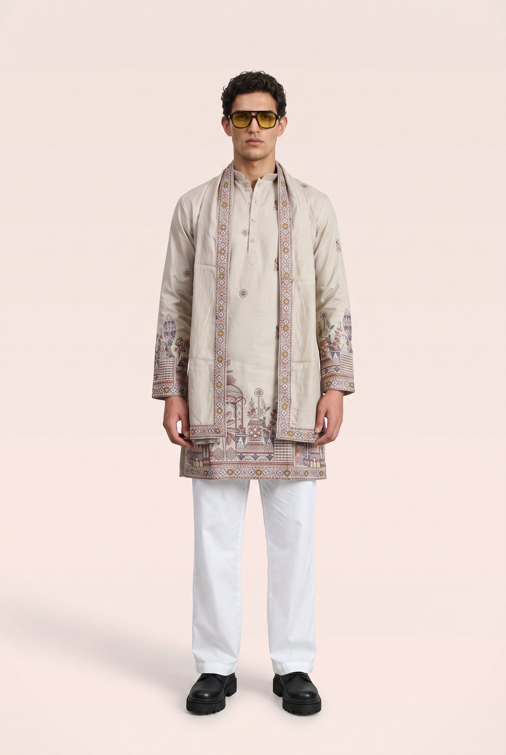 PSTL CLO Mehfil Ivory Kurta With Stole - full length styled look