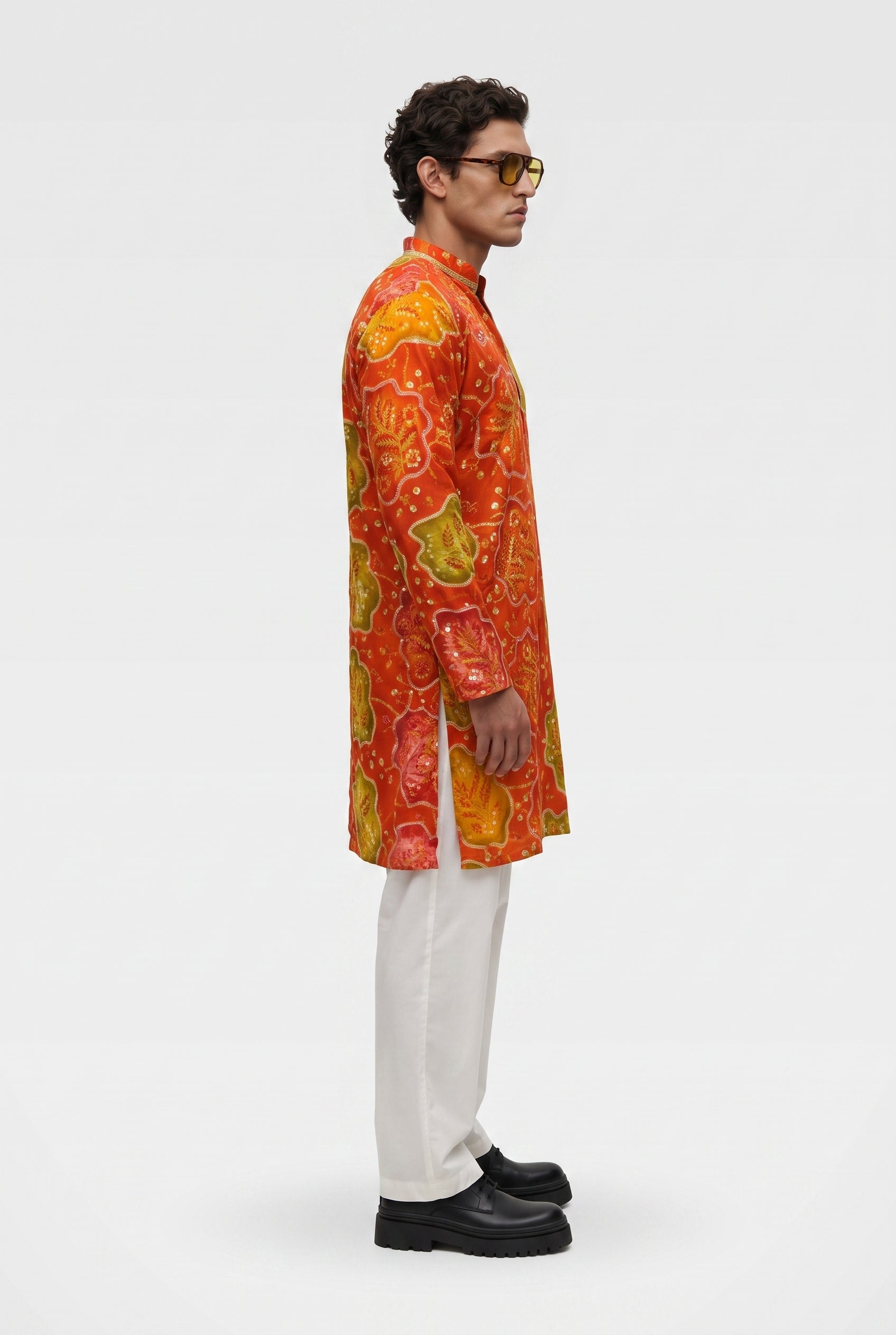 PSTL CLO Rangrez Kurta - side view on model