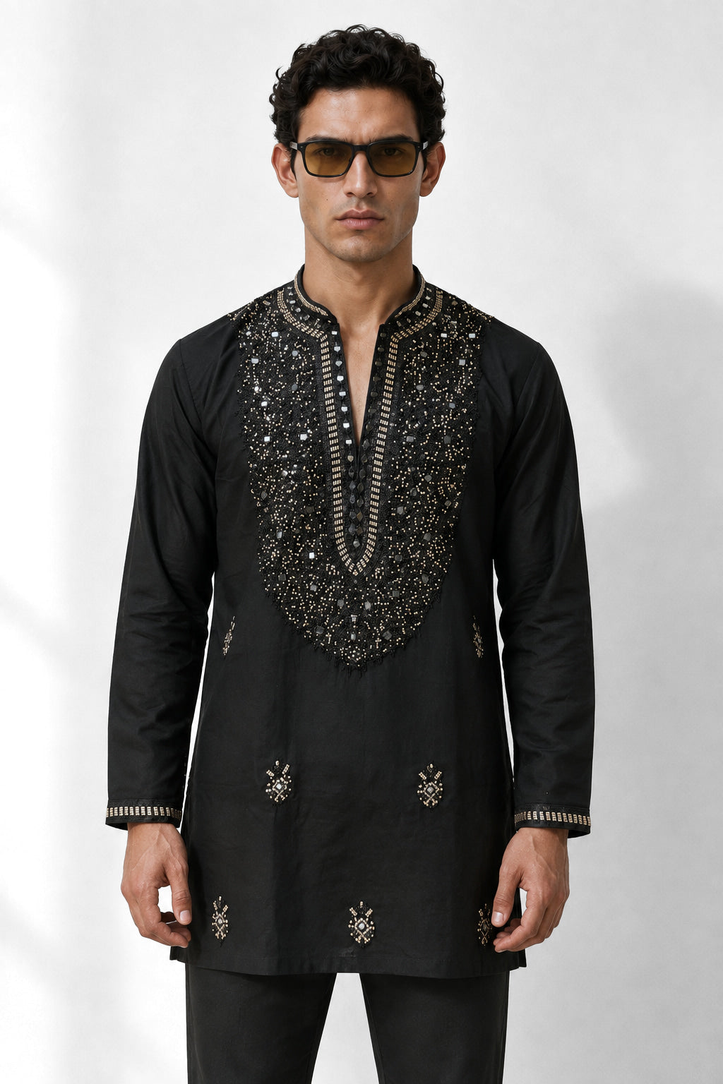Noir Zari Kurta Set