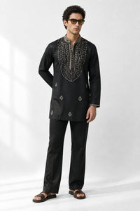 Noir Zari Kurta Set
